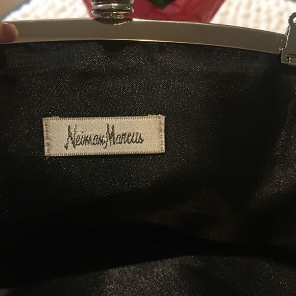 Neiman Marcus vintage Crossbody - Picture 4 of 6